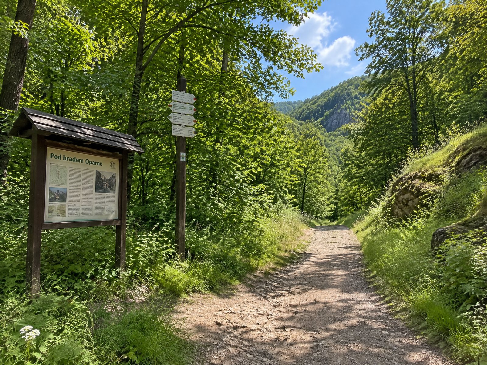 Lovoš nature trail